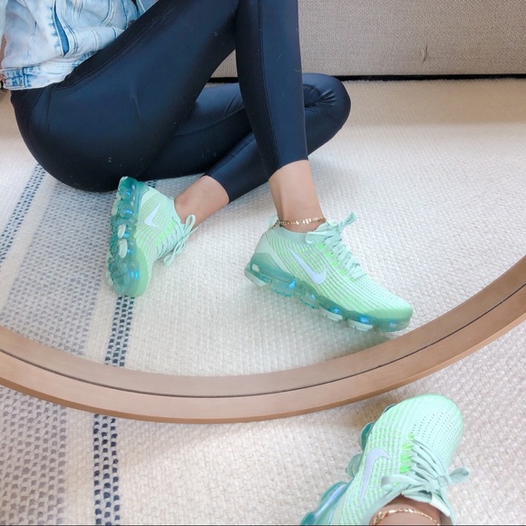 Nike air Vapormax flyknit - Picture 2 of 16